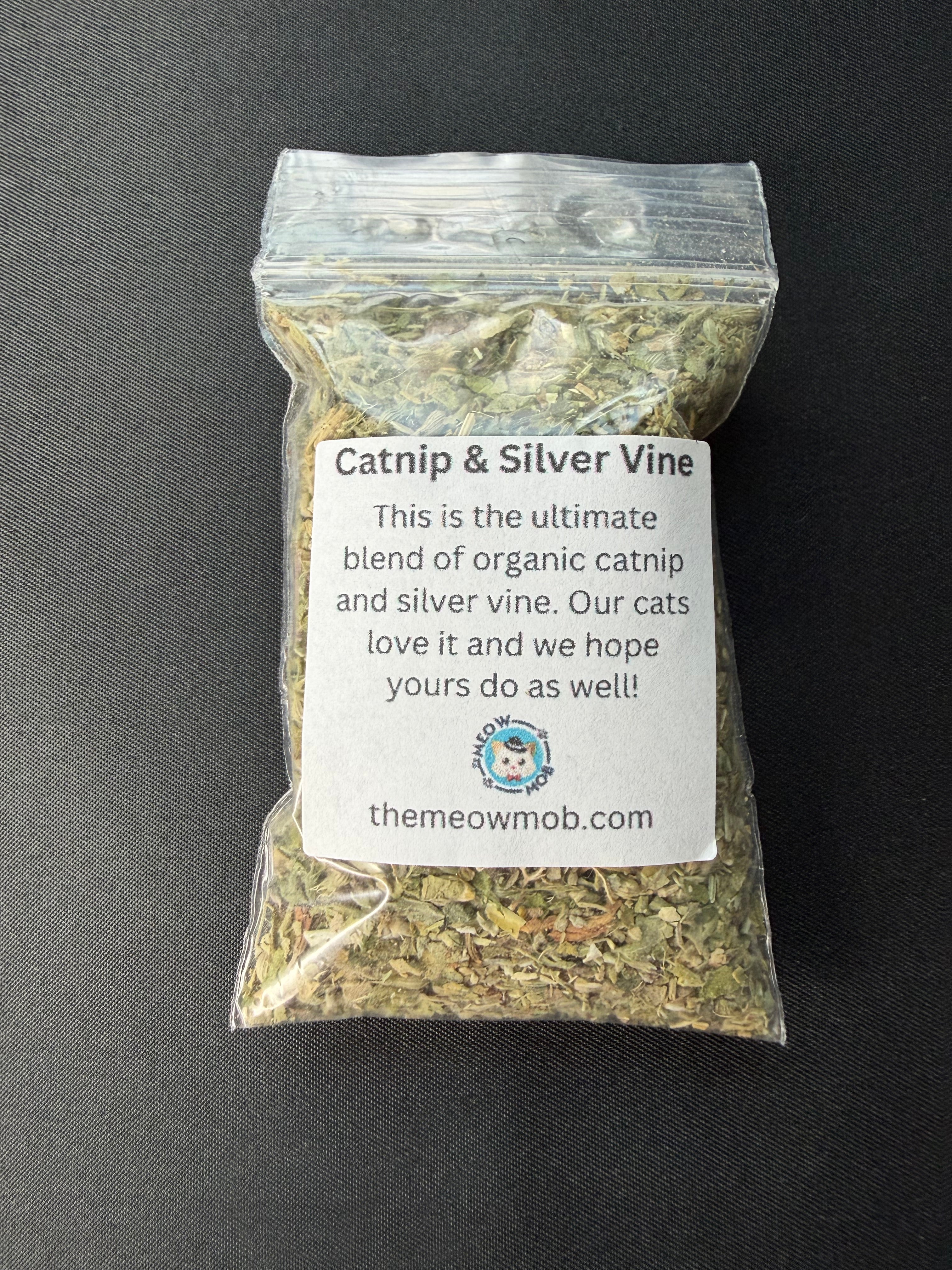 Refillable Catnip Mat Cats Can’t Get Enough Of