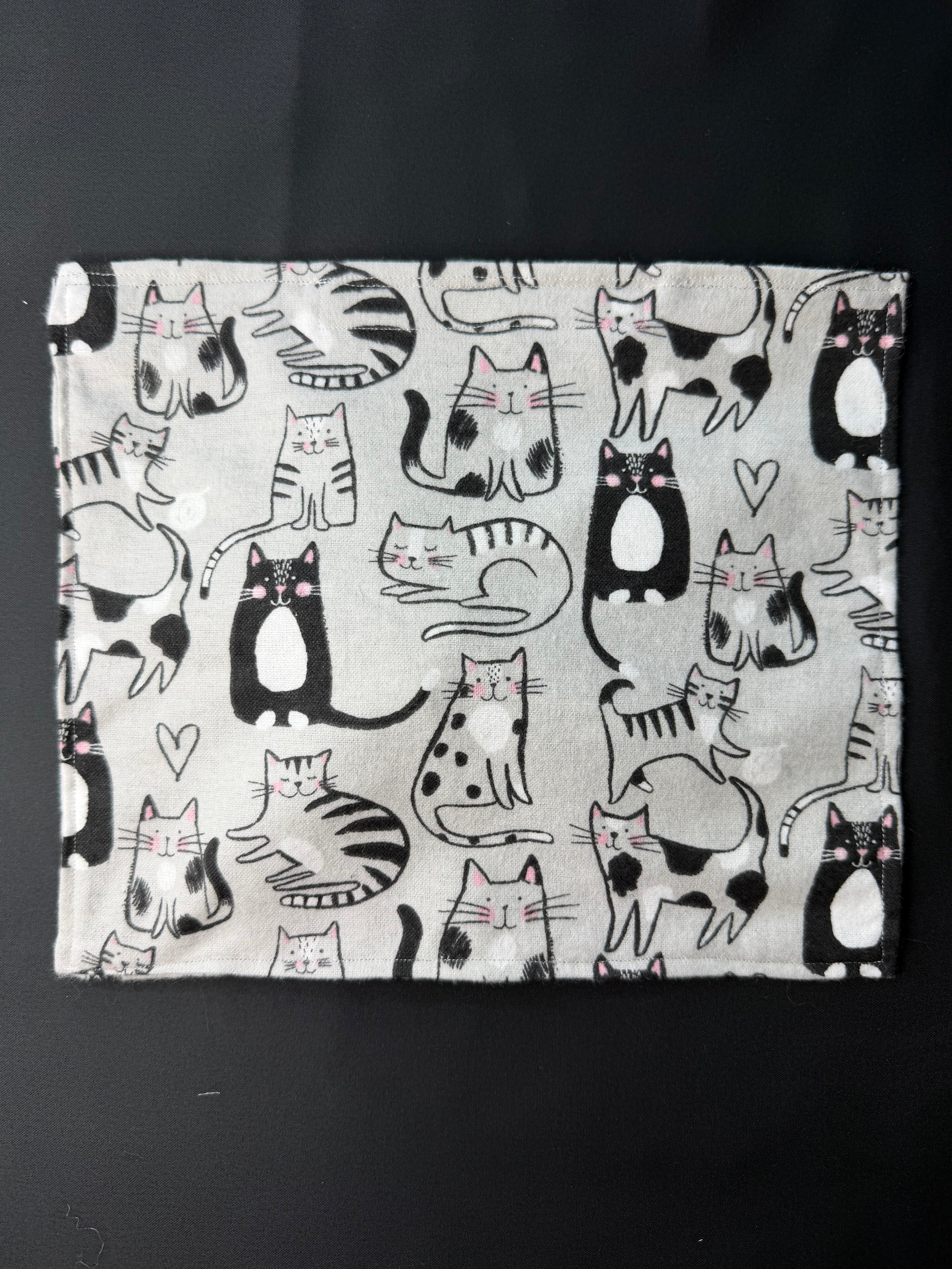 Refillable Catnip Mat Cats Can’t Get Enough Of